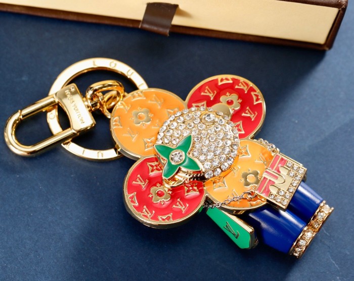 日本未入荷 ルイヴィトン キーホルダー スーパーコピー