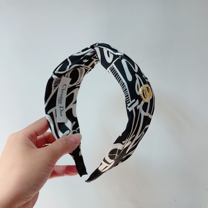 入手困難品！ディオール ヘアバンド コピー