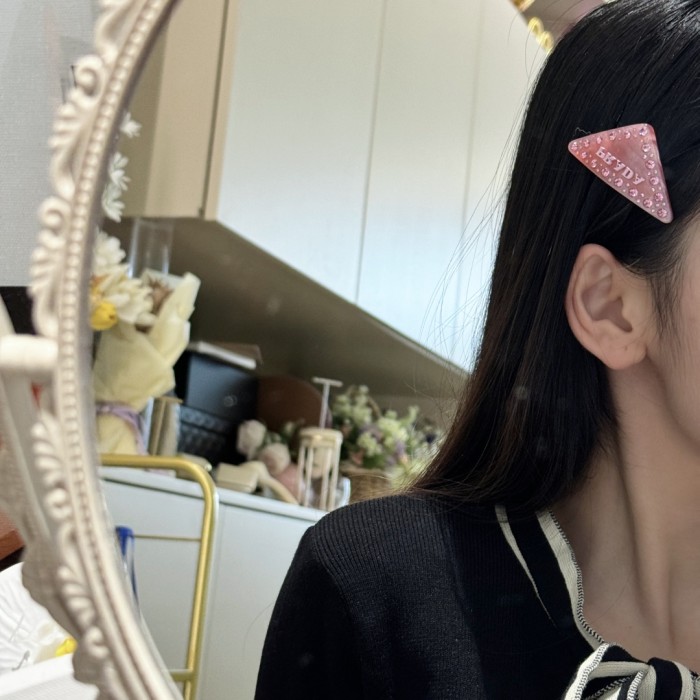 争奪戦 セリーヌ ヘアゴム コピー