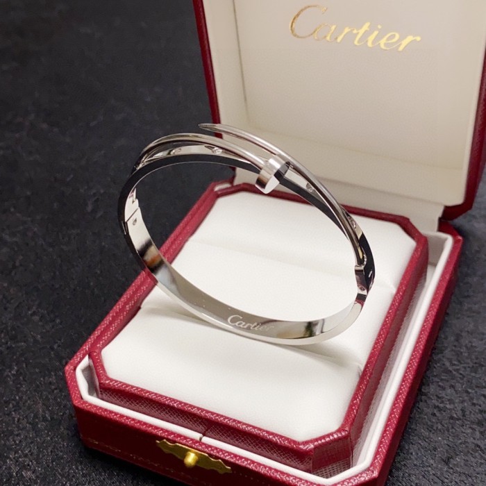 激安価格！カルティエ ブレスレット 18k コピー