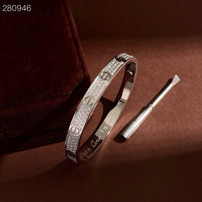 注目度抜群！カルティエ ブレスレット 18K 偽物 3色