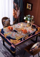 激安価格！ヴェルサーチェ 2024新作 テーブルクロス 食卓カバー/机カバー/レストラン/おしゃれ食卓カバー 新居寝具用品