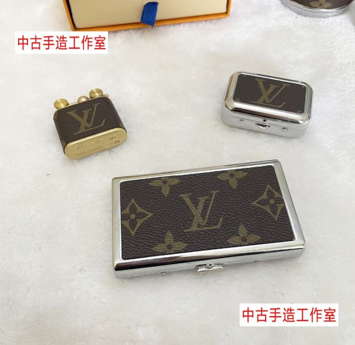 ☆超人気☆ ルイヴィトン 2024新作 小物入れ収納ボックス 新居寝具用品 金属製の箱です