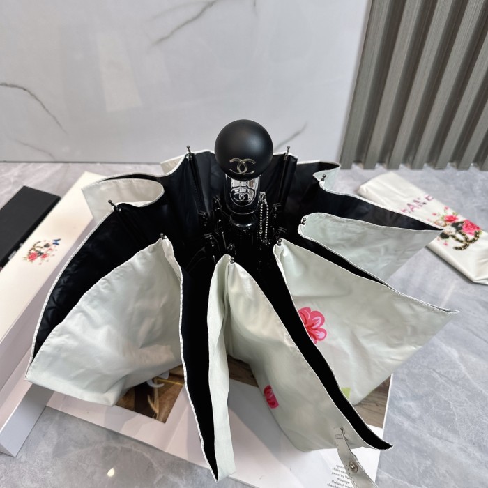 争奪戦 2024 シャネル 新作 雨晴兼用折りたたみ傘 自動開閉 コピー