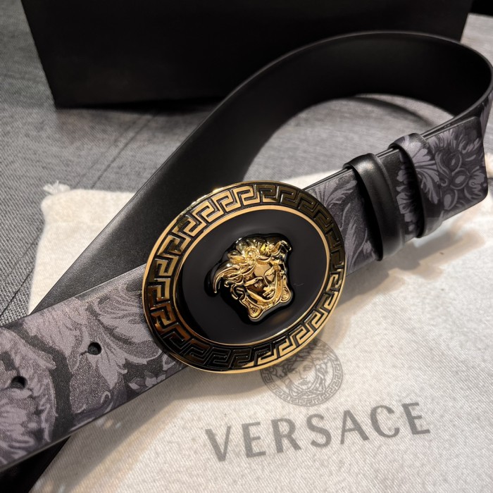 おすすめ ヴェルサーチェ 新作 メンズベルト スーパーコピー 40mm