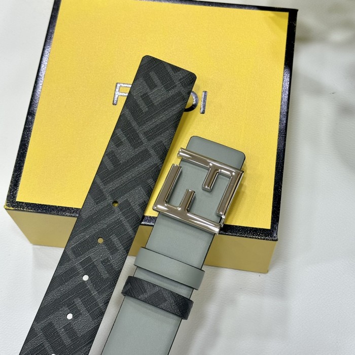 【限定カラー】フェンディ 新作 メンズベルト スーパーコピー 40mm
