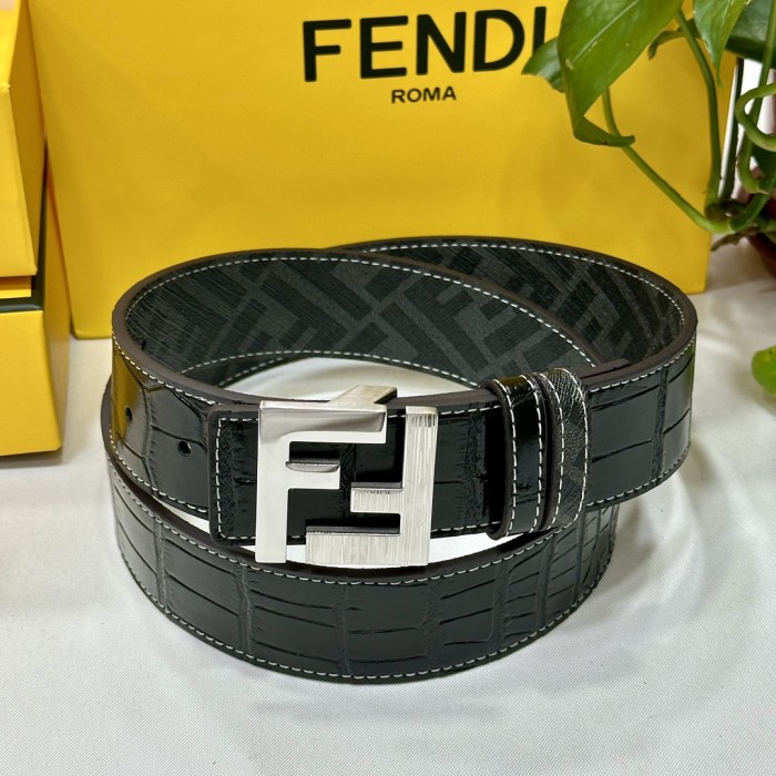 【使い勝手抜群】フェンディ 新作 メンズベルト 偽物 40mm
