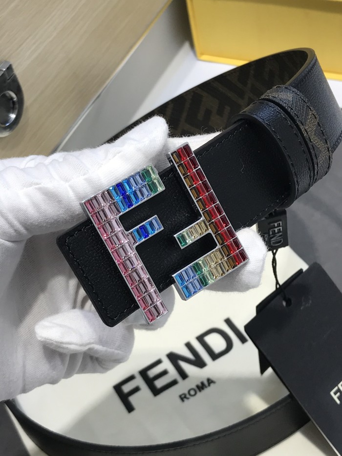 使い勝手良 フェンディ 新作 メンズベルト 偽物 35mm