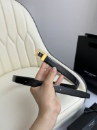 世界中で大人気♪ イヴサンローラン 新作 レディースベルト 偽物 20mm