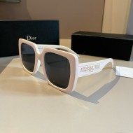入手困難品！2024 ディオール 新作 レディースサングラス 偽物