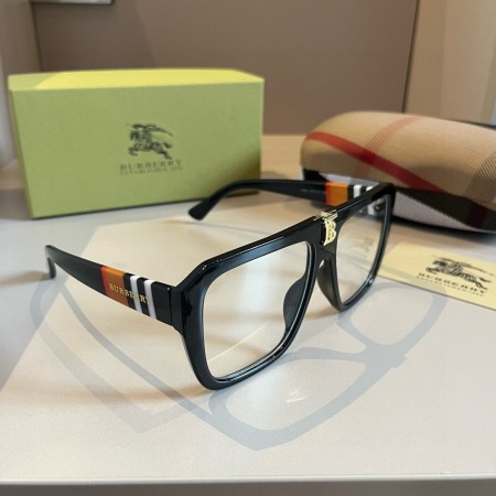 注目アイテム☆ 2024 バーバリー 新作 男女兼用サングラス 偽物