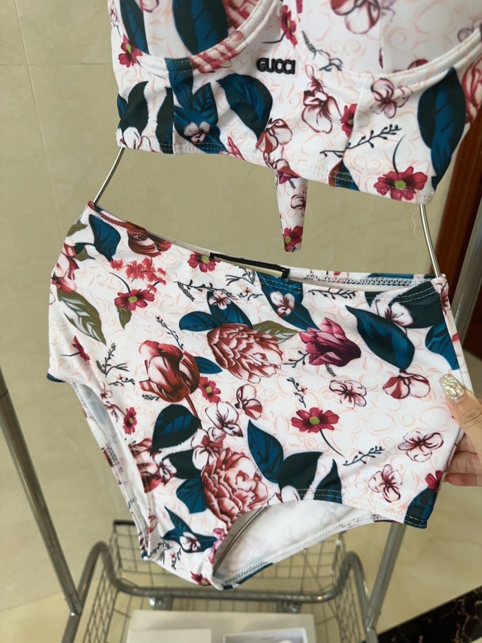 人気急上昇新作 2024 グッチ 新作 水着レディース 上下セット スーパーコピー