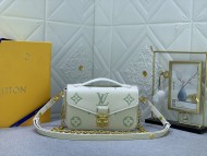 注目アイテム☆ ルイヴィトン レディース ショルダーバッグ コピー M46279