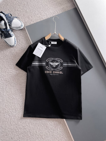 使い勝手良 2025 シャネル 新作 半袖Tシャツ スーパーコピー
