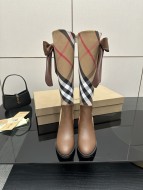 即発送！2026 バーバリー 新作 ブーツ 偽物