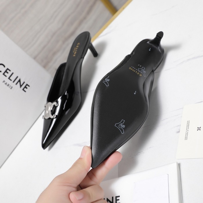 【使い勝手抜群】2026 セリーヌ 新作 ハイヒール 偽物