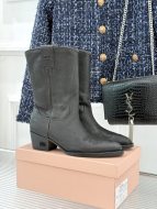 ★日本!!人気！2026 ミュウミュウ 新作 ブーツ 偽物