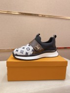 使い勝手良し 2026 ルイヴィトン 新作 スニーカー コピー