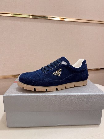 使い勝手良し 2026 プラダ 新作 スニーカー スーパーコピー