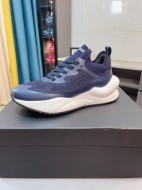 世界中で大人気♪ 2026 ヒューゴボス 新作 スニーカー 偽物