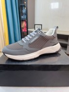 おすすめ 2026 ヒューゴボス 新作 スニーカー コピー