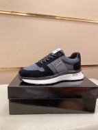 新色登場☆ 2026 ヒューゴボス 新作 スニーカー 偽物