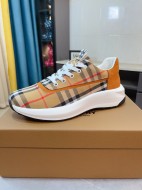 目を惹くカラー 2026 バーバリー 新作 スニーカー コピー