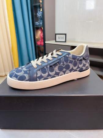 使い勝手良 2026 コーチ 新作 スニーカー 偽物