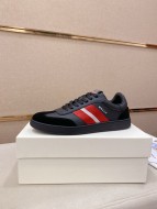 完売必至 2026 バリー 新作 スニーカー コピー