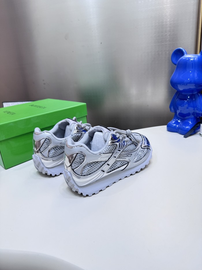 ☆超人気☆ 2026 ボッテガヴェネタ 新作 男女兼用 スニーカー スーパーコピー