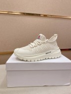 目を惹くカラー 2026 モンクレール 新作 スニーカー 偽物