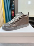 即発送！2026 バレンシアガ 新作 スニーカー 偽物