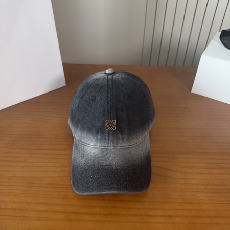 入手困難！2026 ロエベ 新作 帽子 キャップ 偽物