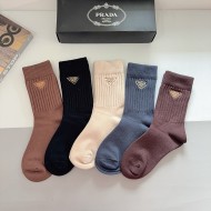注目度抜群！2026 プラダ 新作 ソックス 偽物 5足セット