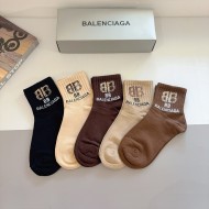 人気爆発☆ 2026 バレンシアガ 新作 ソックス コピー 5足セット