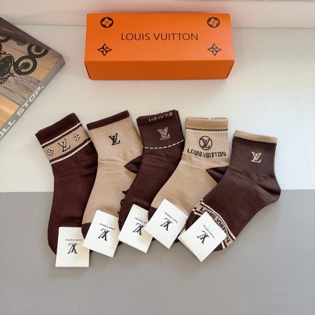 世界中で大人気♪ 2026 ルイヴィトン 新作 ソックス コピー 5足セット