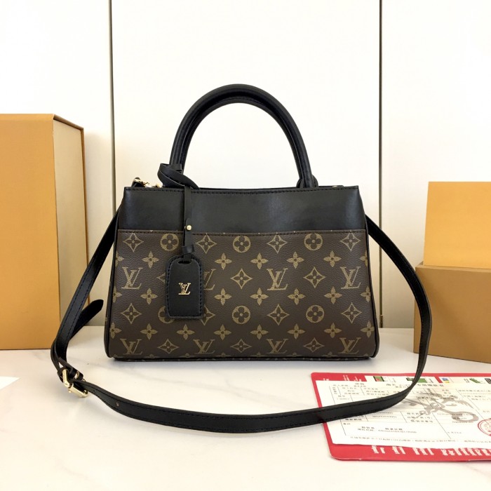 入手困難品！ルイヴィトン レディース ハンドバック 偽物 M25577