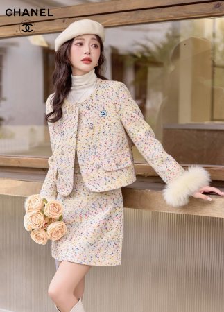 定番人気！2026 シャネル 新作 セットアップ 偽物 2色