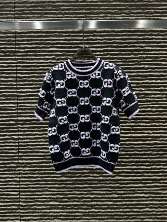 日本未入荷 2026 グッチ 新作 半袖Tシャツ コピー 2色