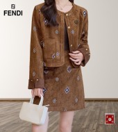 日本未入荷 2026 フェンディ 新作 セットアップ コピー