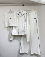 定番人気！2026 プラダ 新作 セットアップ 偽物 3色