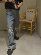 完売必至 2026 ロエベ 新作 ジーンズ 偽物