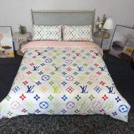 争奪戦 ルイヴィトン 2026新作 掛け布団カバーセット4点 ダブルサイズ/キングサイズベッド シルクベッドカバー 新居寝具用品