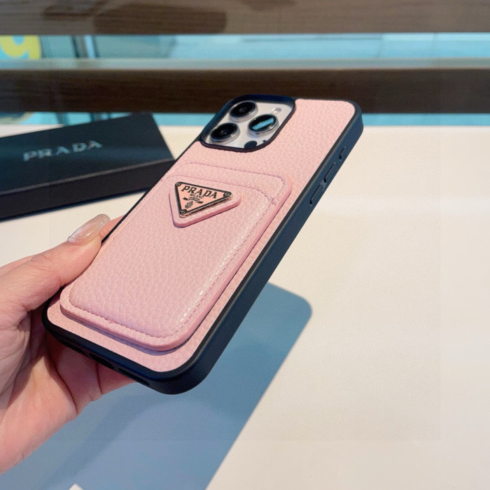 注目アイテム☆ 2026 プラダ 新作 iPhone ケース 全機種 販売 コピー