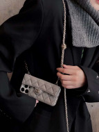 注目度抜群！2026 シャネル 新作 iPhone ケース 全機種 販売 偽物