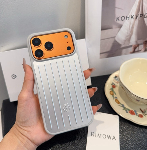 絶対欲しい！2026 リモワ 新作 iPhone ケース 全機種 販売 スーパーコピー