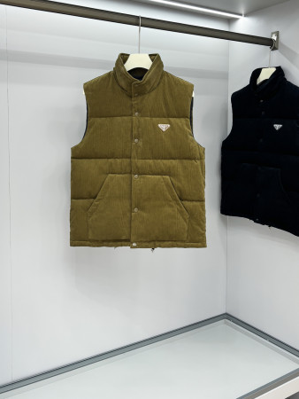 希少♪限定 2026 プラダ 新作 ダウンベスト スーパーコピー