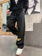 【即発】★ 2026 フェンディ 新作 カジュアルパンツ 偽物