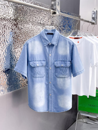激安価格！2026 ルイヴィトン 新作 半袖Tシャツ スーパーコピー