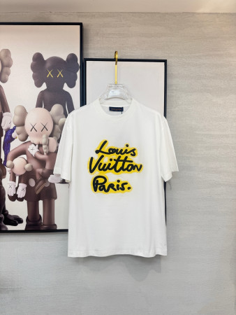 【限定カラー】2026 ルイヴィトン 新作 半袖Tシャツ 偽物